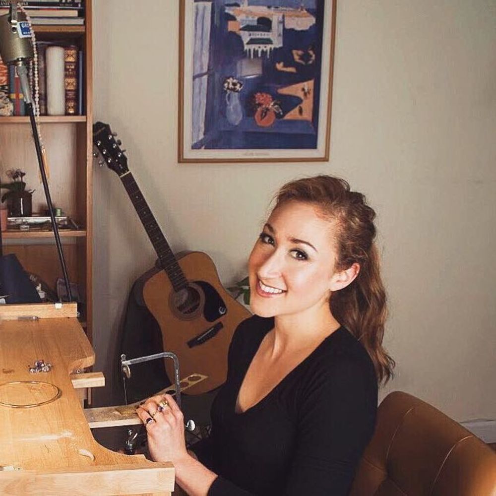 Meet your Posher, Isabelle